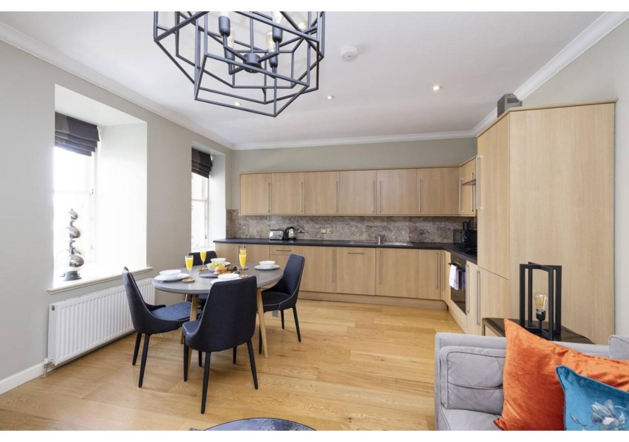 אדינבורו Royal Mile Apartments By Joivy מראה חיצוני תמונה